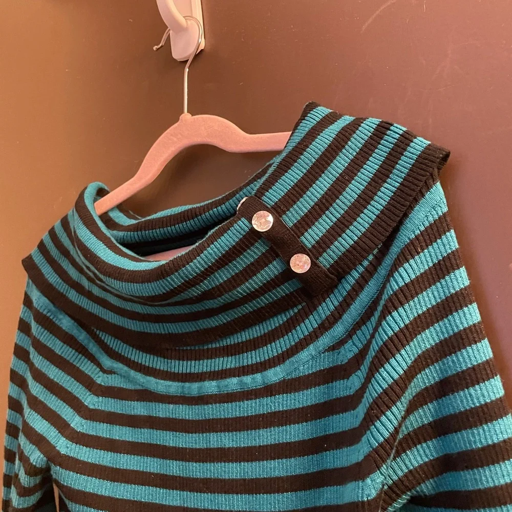 🐠2/$20 Candie’s Striped Teal Belted Dress